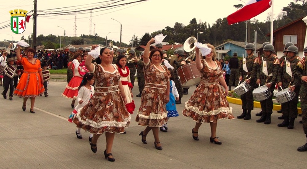 Desfile en Arauco 2012_Club de Cueca Arauco